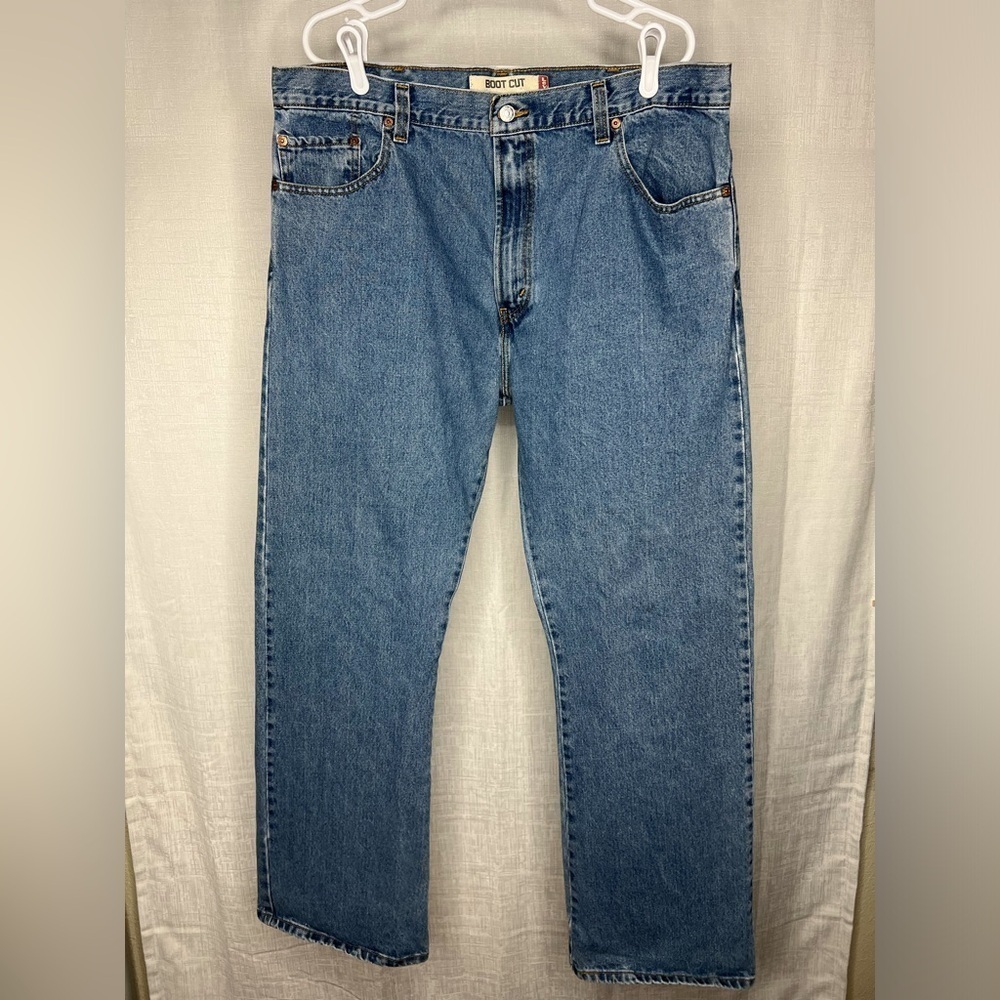LEVI 517 men’s blue distressed bootcut jeans 40x32